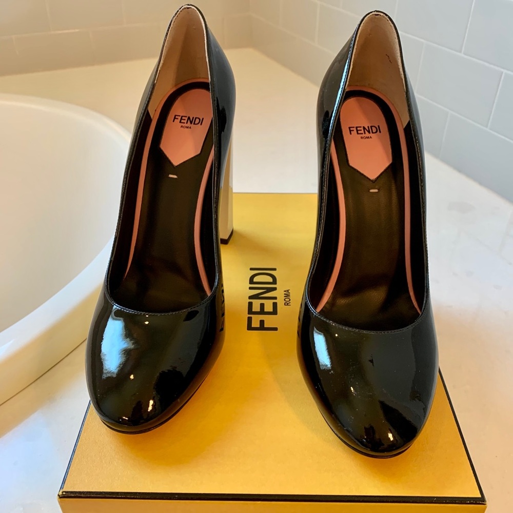 Fendi New Pump heals - Picture 3 of 4
